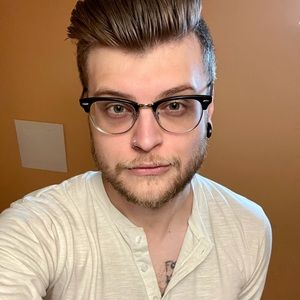 Meet your Posher, Tyler